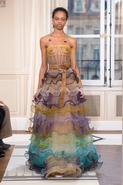 Look 23